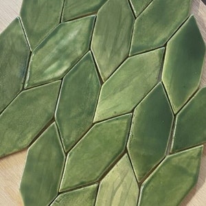 Handmade green leaves tiles - 1  m2