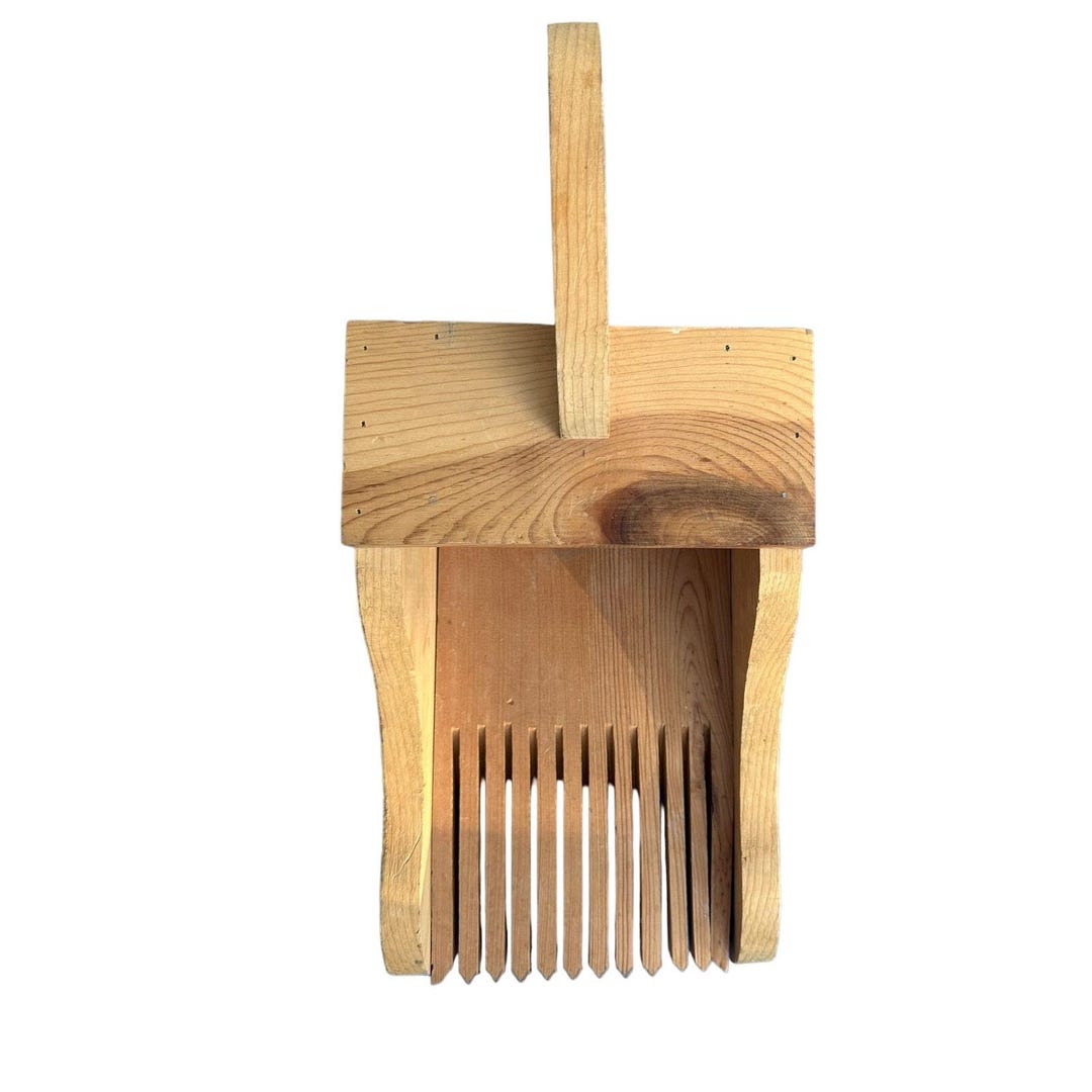 Vintage Cranberry Wooden Hand Scoop Rake Primitive Country Decor ...