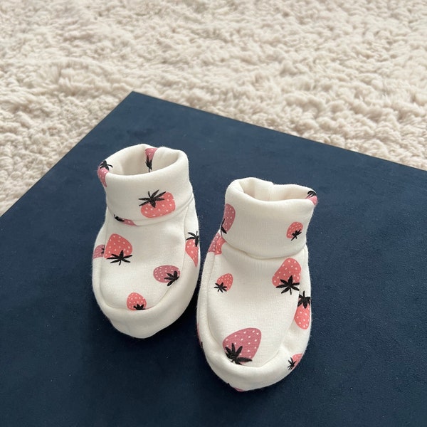 Babyschuhe, Babyboots, Babysocken, Newborn, Baby, Schuhe, Boots, Babyartikel, Babykleidung,