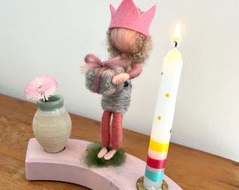 Birthday pin Grimmsring birthday child felt pin felt figure birthday