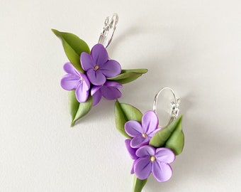 Boucles d'oreilles lilas délicates boucles d'oreilles violettes bijoux lilas puces d'oreilles lilas boucles d'oreilles printemps pendentif lilas boucles d'oreilles lilas boucles d'oreilles fleurs