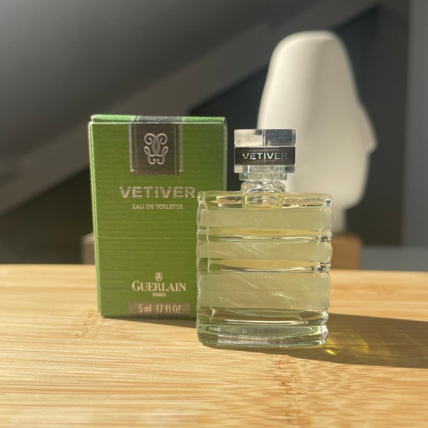 Parfum miniature Vetiver de Guerlain Paris .17 floz 5 ml en boîte EDT