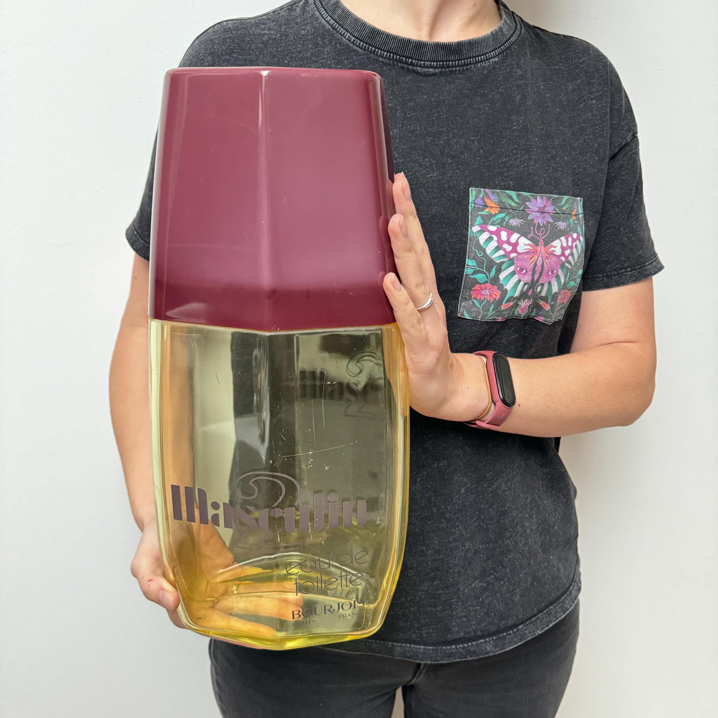 Giant display bottle