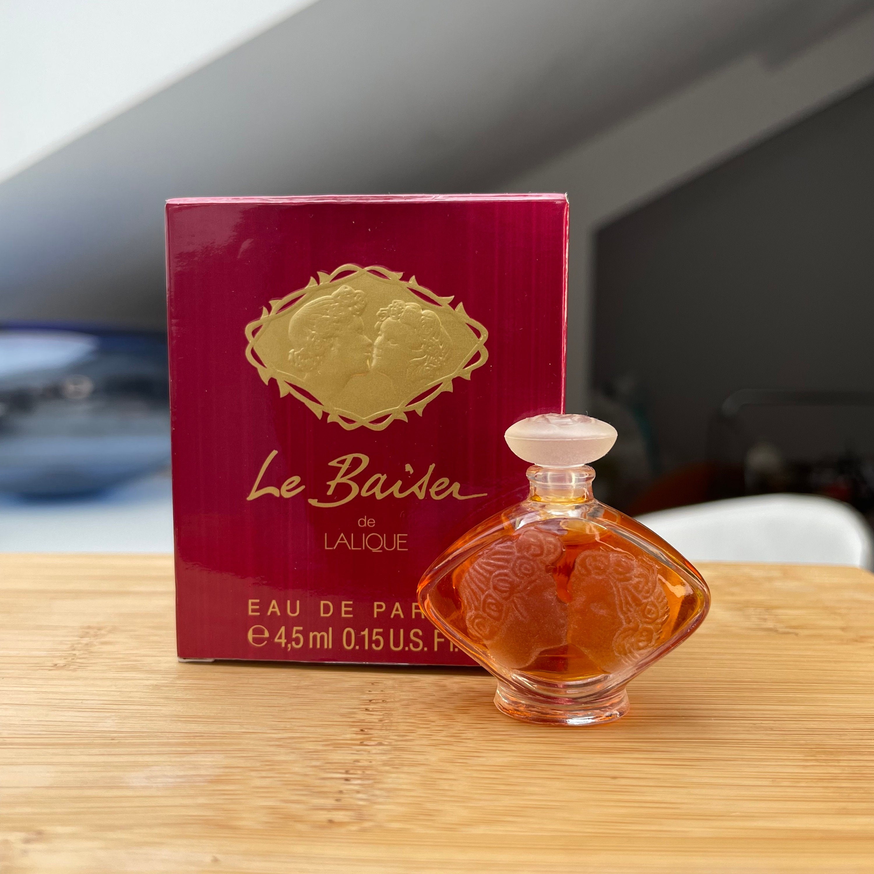 Le Baiser by Lalique Miniature Perfume .15 Floz 4,5 Ml Mini
