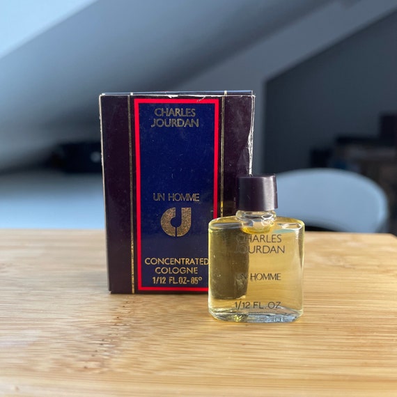 Un Homme de Charles Jourdan Perfume en miniatura 1/12 floz 2,5 ml