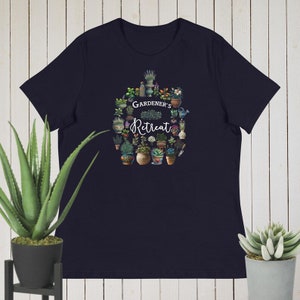 Gardener Tshirt Personalized text. Cotton Gift for wife, gardener, nature lovers, grandma, daughter, friend, worker. Wondernarai Etsy