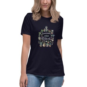 camiseta comfortable de algodon floral boho . T-shirt relaxed bella canvas 6400 cotton . Wondernarais Etsy
