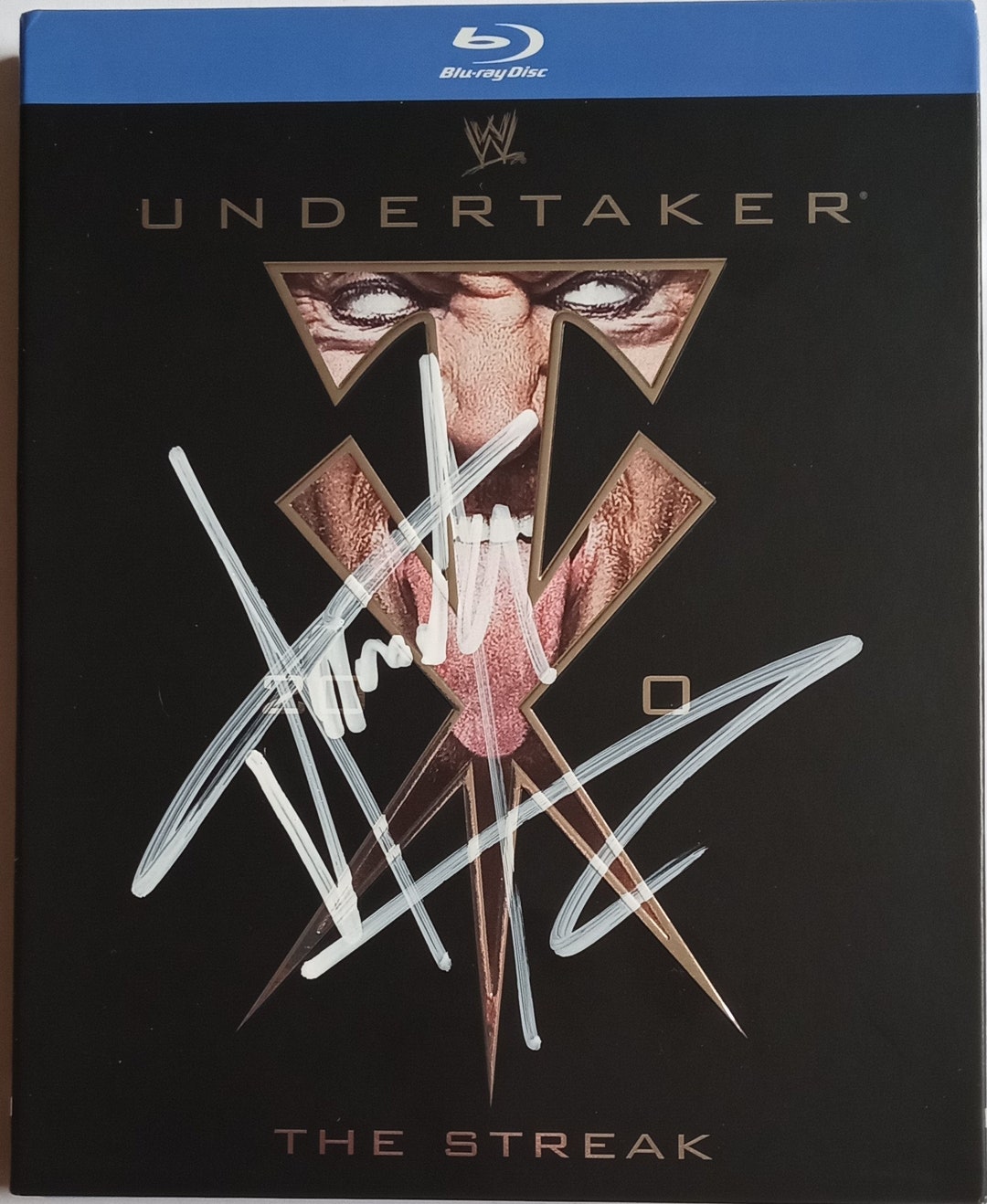 WWE アンダーテイカー 直筆サイン入り The Streak ブルーレイ - Etsy 日本