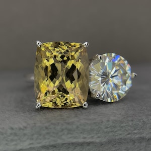 Natural Yellow Beryl Cushion Gemstone Ring//9mm Moissanite Diamond Around//925 Solid Sterling Silver Ring//Beautiful Christmas Gift Jewelry