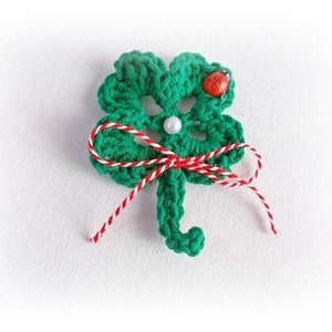 Traditional Bulgarian Martenitsa, Crochet Martenitza, Baba Marta brooch clover