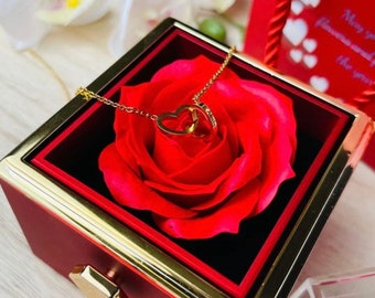 Eternal Rose Box - with engraved necklace and authentic rose