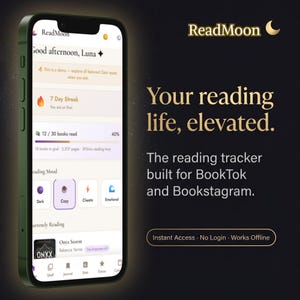 Pode incluir: Um smartphone exibindo a interface do aplicativo ReadMoon. O aplicativo mostra o progresso da leitura, uma sequ&ecirc;ncia de 7 dias e detalhes do livro. O texto na tela inclui "Your reading life, elevated" e "The reading tracker built for BookTok and Bookstagram."