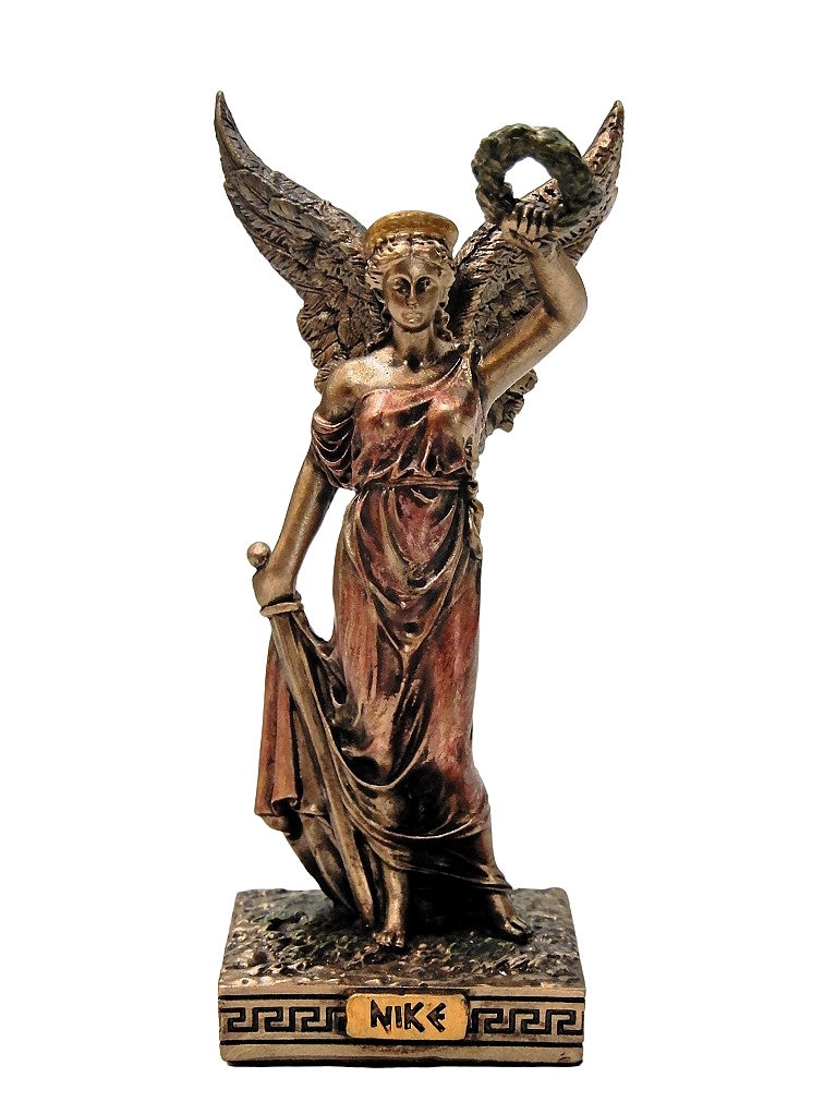 勝利のシンボル、ニケ - 剣と月桂冠を持つ勝利の女神ニケ - Etsy 日本