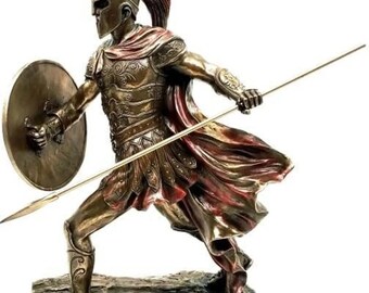 槍と盾を持ったアキレス - ホメロスのギリシャ詩『イリアス』の英雄