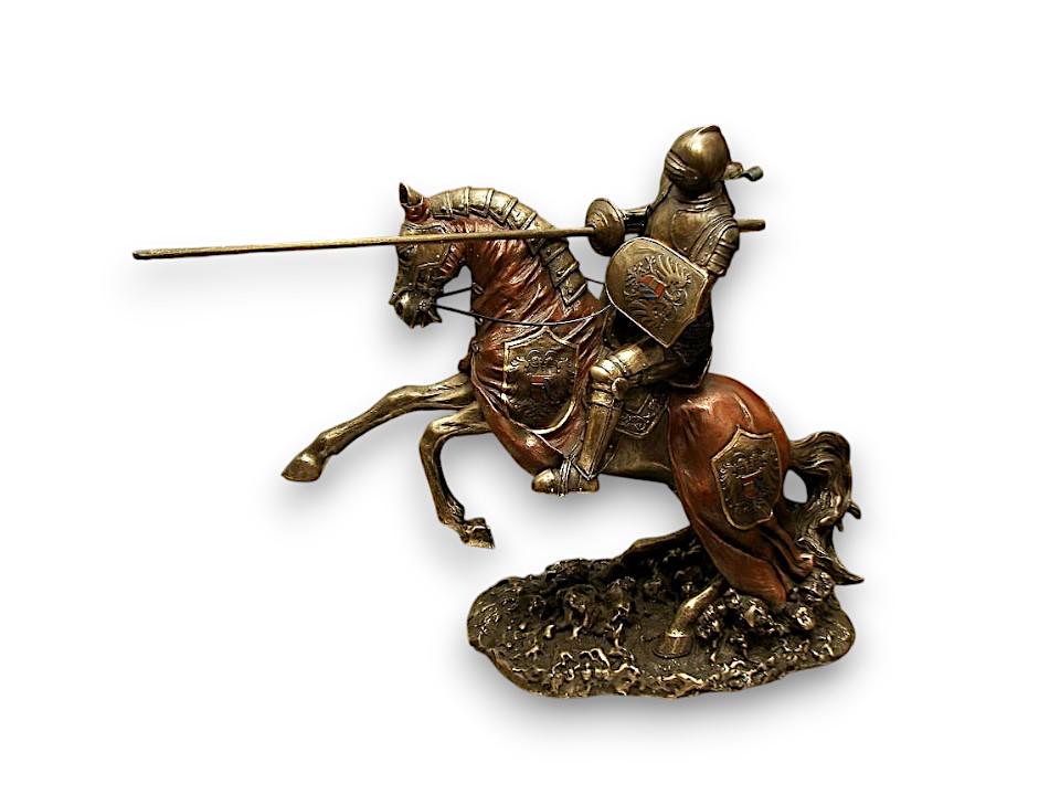 彫刻作品　「ライオン狩り」 ヨーロッパ 馬に跨る騎士達　ナイフ片手に戦う騎士 彫刻作品 「ライオン狩り」 ヨーロッパ 馬に跨る騎士達 ナイフ片手に