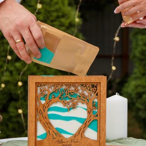 Ensemble de sable pour mariage Unity avec arbre généalogique, initiales et date,Cadre en bois et acrylique,Diverses couleurs,Sable coloré dans des sacs kraft,Mariage sur la plage