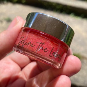 Sugar Lip Scrub - Chocolate Flavoured - Luxurious - Exfoliating - Hydrating  - Moisturising - Nourishing - Handmade & Cruelty-Free Lip Care