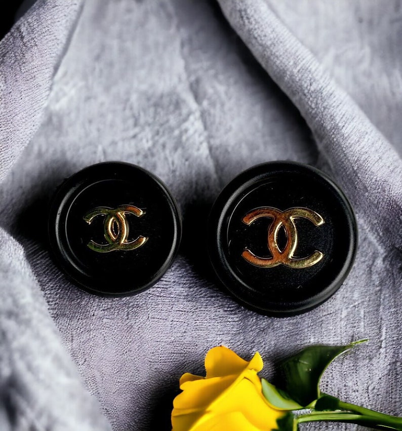 C H A N E L 1990s Vintage BLACK GOLD Jacket Buttons Etsy