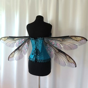 Magische libellenvleugels voor D&D-personagekostuum, libellenvleugels voor Renaissance-kermis, libelfeevleugels voor een volwassene voor Halloween