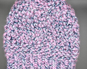 Roze veelkleurige Loom gebreide muts S/M