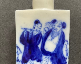 Chinese Snuff Bottle, Chinese Blue White Porcelain/Jade Snuff Bottle