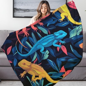 Bearded Dragon Colorful Floral Plush Blanket, Cozy Warm Velveteen Beardie Gift Throw for Bearded Dragon Lovers, Reptile Enthusiasts Cover