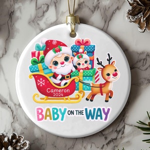 Personalized Pregnancy Baby On The Way Christmas Reveal Ornament Keepsake, Baby Announcement Bauble For Expecting Parents, Grandparents Gift