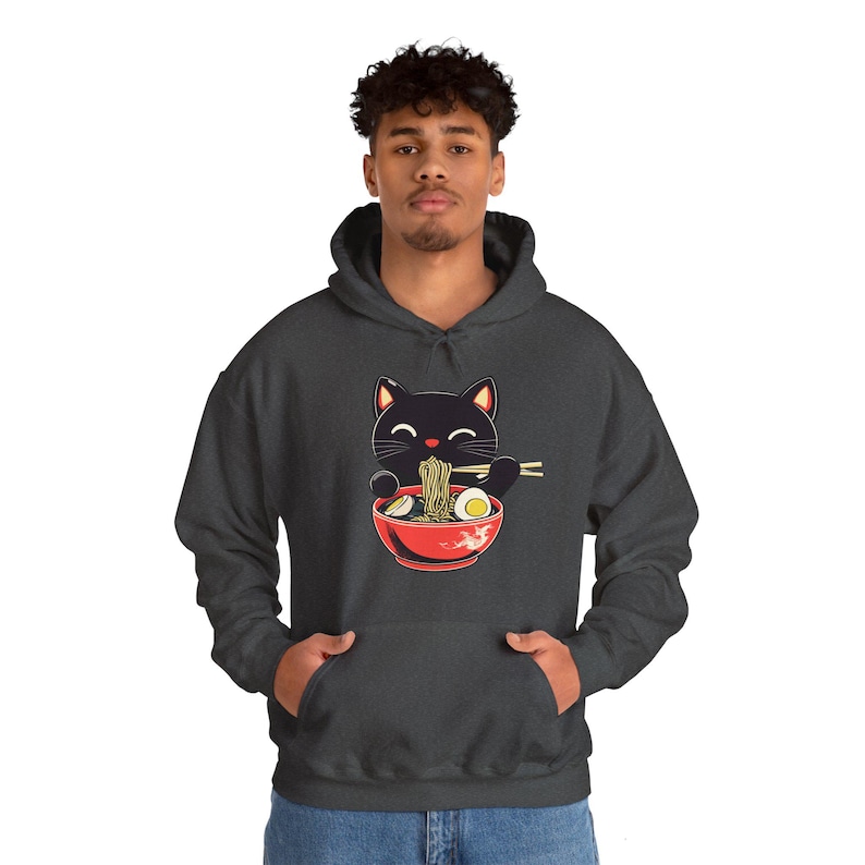 Svart katt Ramen nudlar hoodie, japansk matälskare tröja, kawaii ramen katt hoodie, retro kattälskare pullover present, unisex söt mysig anime hoodie bild 5