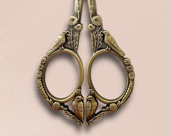 Vintage Bronze Bird Embroidery Scissors: Quilting Sewing Gift