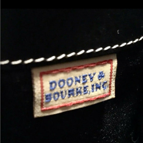 Vintage Dooney & Bourke Handbag in great condition - image 5