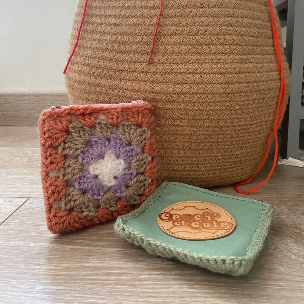 Porte monnaie avec fermeture éclair, en crochet et en cuir