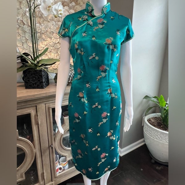 Gorgeous Vintage Teal Satin Authentic Asian Cheongsam Dress