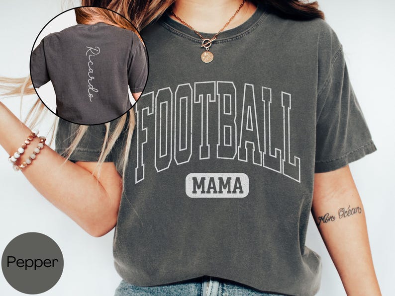 Custom Football Mom Tshirt Comfort Colors, Personalized Football Mama Shirt with Name on Back, Mom Game Day Tee Sports Mom Gift for Team Mom bild 2
