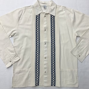 Classic Guayabera long Sleeve
