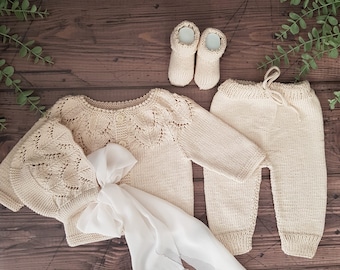 Newborn Baby Homecoming Outfit, Knitted Baby Outfit, Unisex Baby