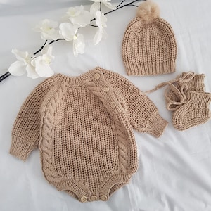Newborn Rompers Set,Newborn Baby Graduation Dress, Unisex Baby Clothes, Knitted Baby Clothes, Personalized Baby Gift, Baby Gift