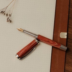 pluma de tinta