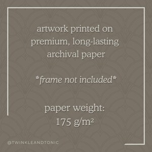 Puede incluir: Obra de arte impresa en papel de archivo premium y duradero. El peso del papel es de 175 g/m&sup2;. El texto dice "marco no incluido". El fondo es un dise&ntilde;o.