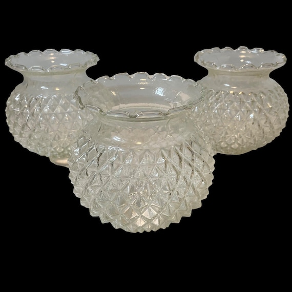 Set Of 3 Clear Glass Diamond Pattern Hurricane Lamp Shades