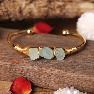 Crystal Cuff Gold Bracelet, Wire Wrap Handmade Bracelets, Gemstones Crystals, Gemstone Jewelry, Apatite,Sodalite, Tourmaline,Garnet,Fluorite zdjęcie 8