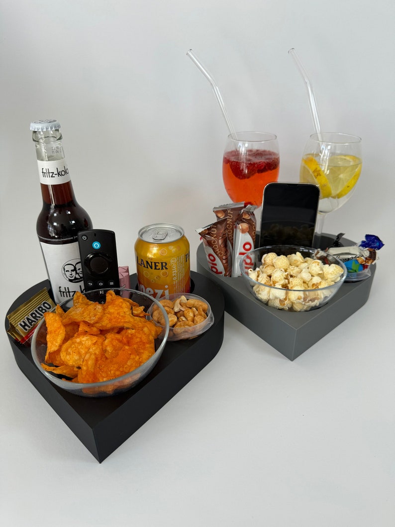 Couchbar in Herzform mit 2 Glasschalen Couch bar mini Snackbar Couchbar Herz Serviertablett Besonderes Geschenk Snackbox Bild 1