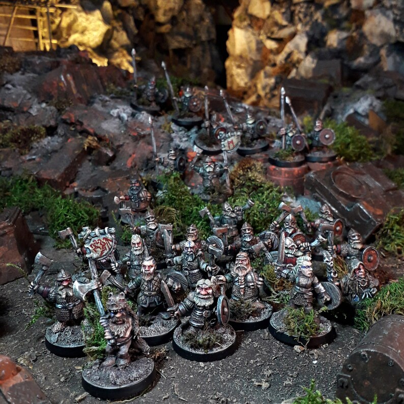 Miniatures De Jeu 28mm - Guerriers Vikings Chaos Fantasy - Lot De 10 - Reptilian Overlord 2025