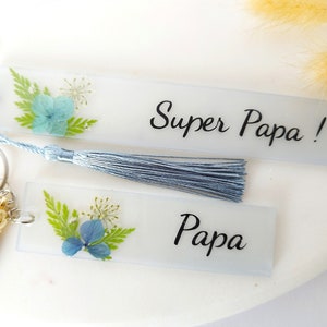 Coffret cadeau fête des pères/ Marque-page + porte clé avec des fleurs séchées/ Cadeau original personnalisé pour papa/ Cadeau maîtresse