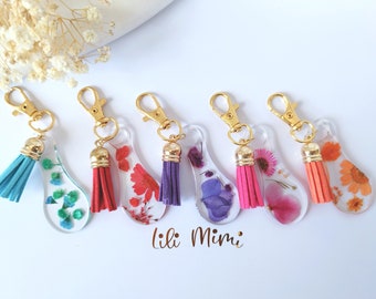Key ring Resin shopping cart token with real dried flowers Handmade shopping cart token Practical accessory Useful gift for women