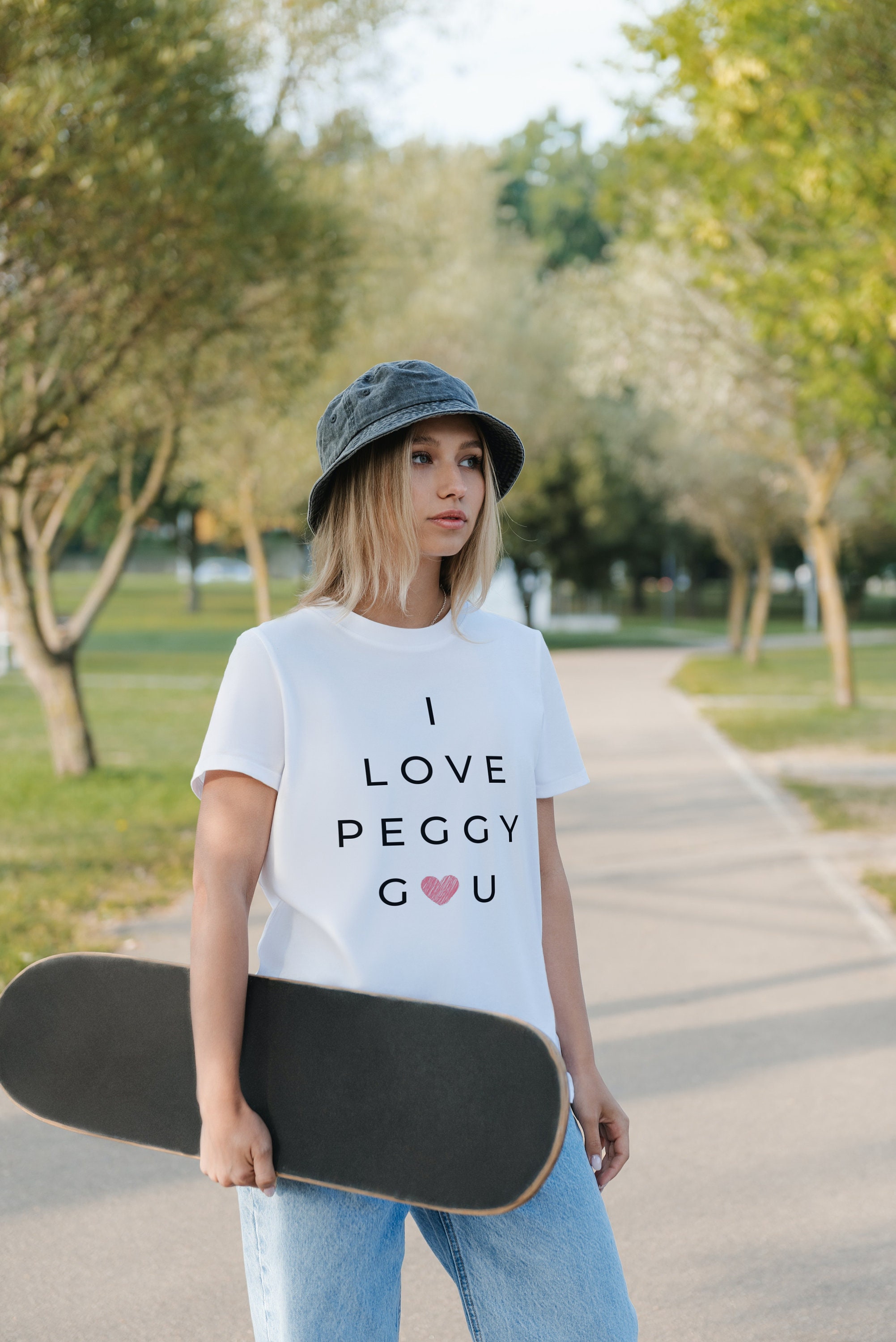 Peggy Gou - Etsy