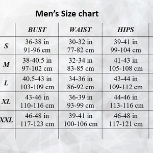 Pode incluir: Uma tabela de tamanhos intitulada Men's Size chart com linhas para os tamanhos S, M, L, XL e XXL. As colunas listam as medidas para BUST, WAIST e HIPS em polegadas e cent&iacute;metros. O fundo &eacute; cinza claro com um padr&atilde;o geom&eacute;trico sutil.
