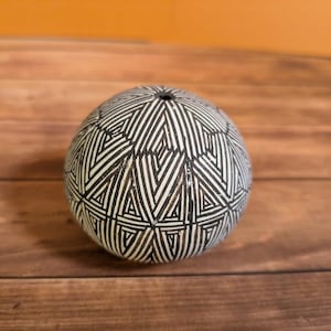 Acoma Seed Pot by Juana Leno: Hand-Painted Geometric Black-on-White Pottery