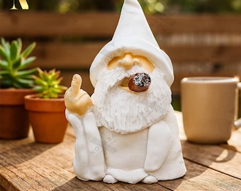 Gnomos de dedo medio Gnomos fumando, adornos divertidos, estatua de gnomo, figuras de jardinería, decoración de patio al aire libre, regalo de decoración de jardín.