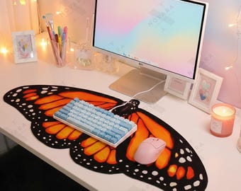Alfombrilla de ratón con diseño de mariposa, alfombrilla de ratón para juegos de color lila, alfombrilla de teclado irregular, alfombrilla de escritorio morada para configuración de juegos, alfombrilla de escritorio antideslizante e impermeable.