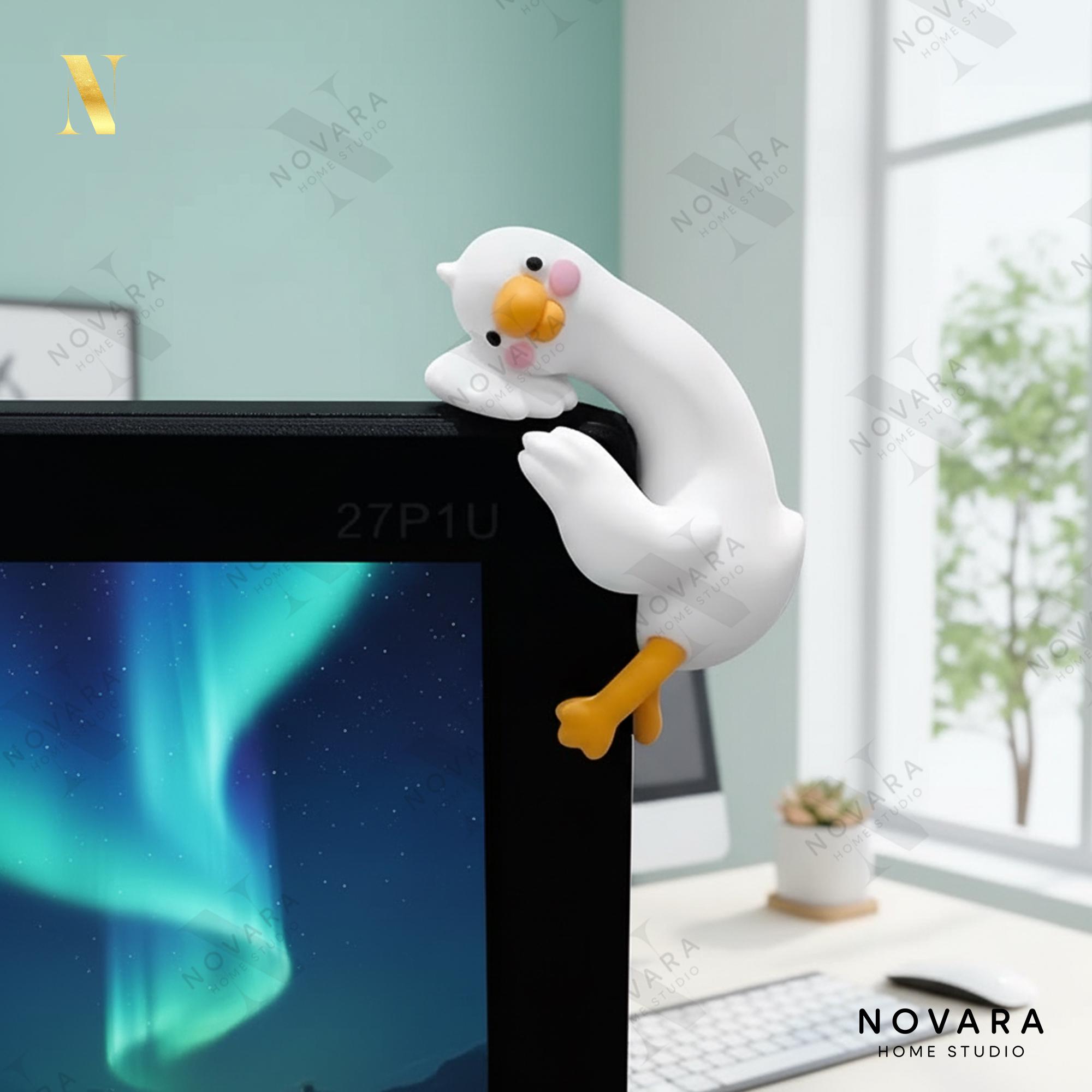 Duck Monitor Buddy Figurine, Cute Goose Desk Decor, Funny Computer ...